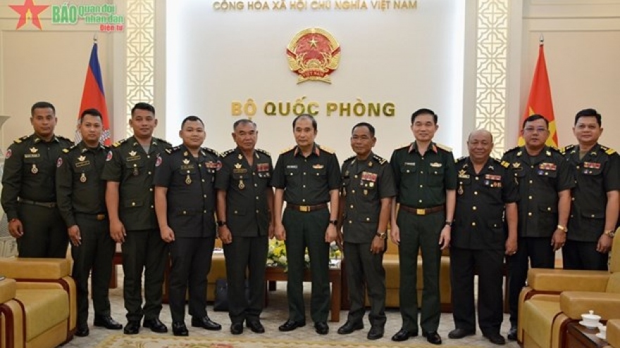 Vietnam treasures good neighbourly ties with Cambodia